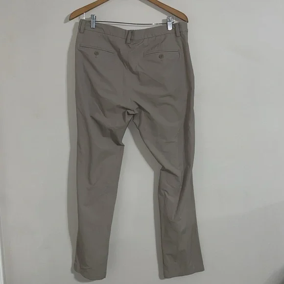 Vineyard Vines on the go pants 34x32 - Picture 8 of 9